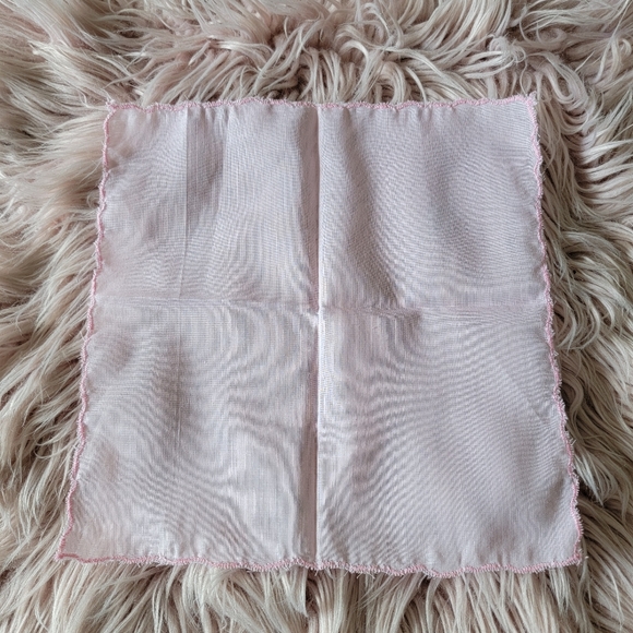 Lot of 5 Vintage Handkerchiefs - Picture 13 of 13